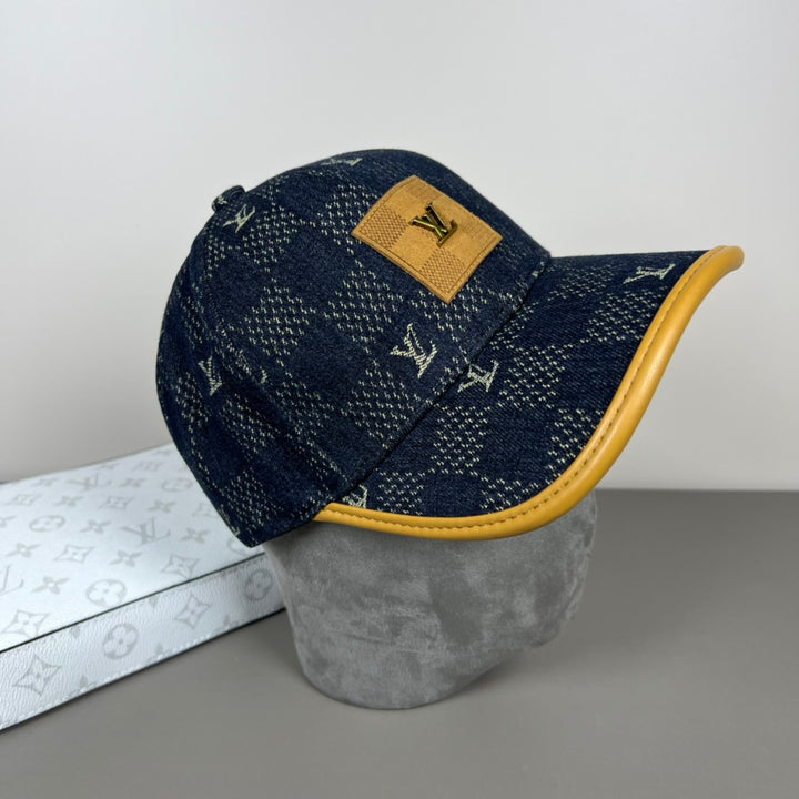three-color old-fashioned plaid hat