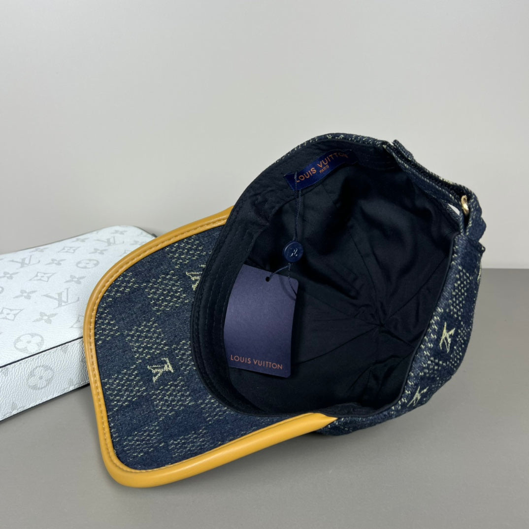 three-color old-fashioned plaid hat