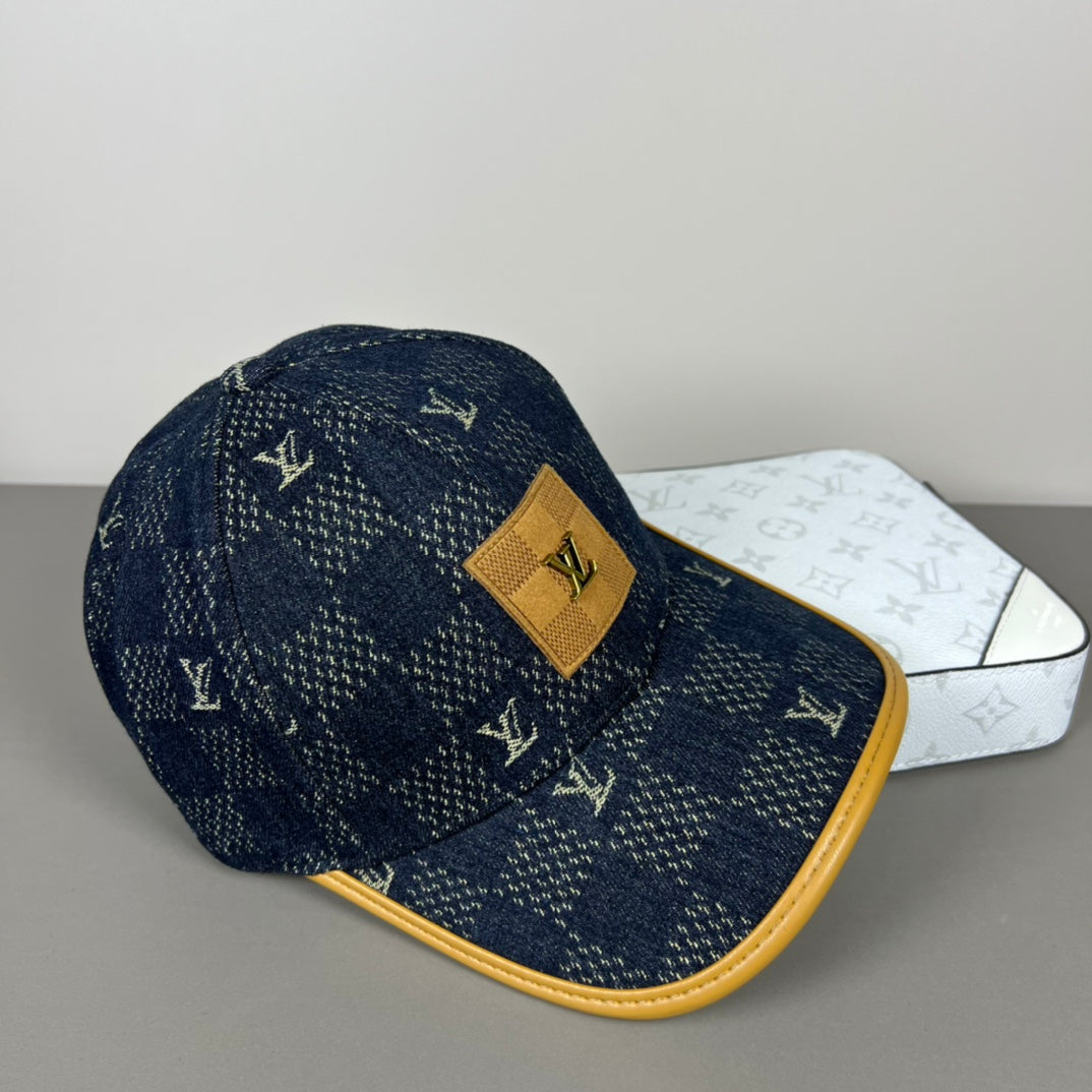 three-color old-fashioned plaid hat