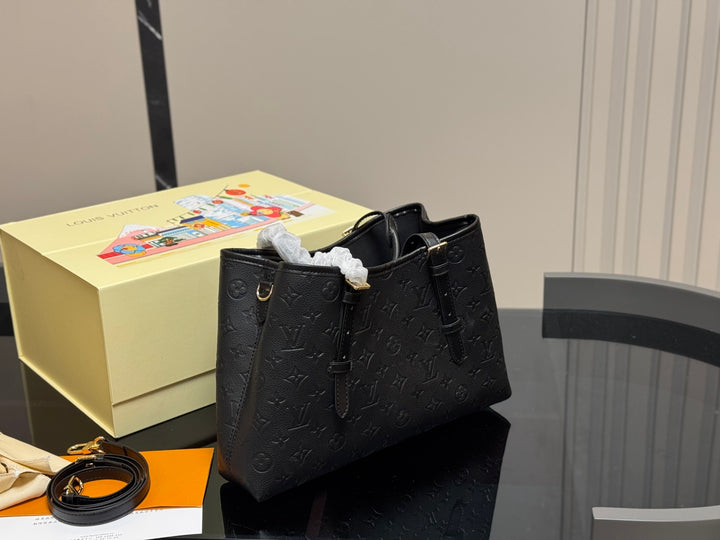 Elegant Printed Tote Bag