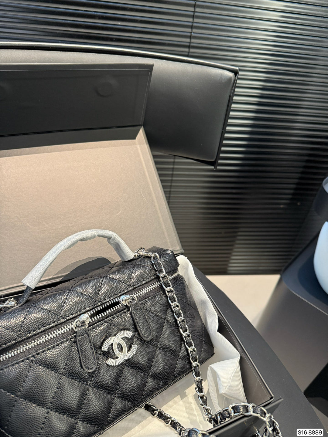 Elegant Plaid Charm Handbag