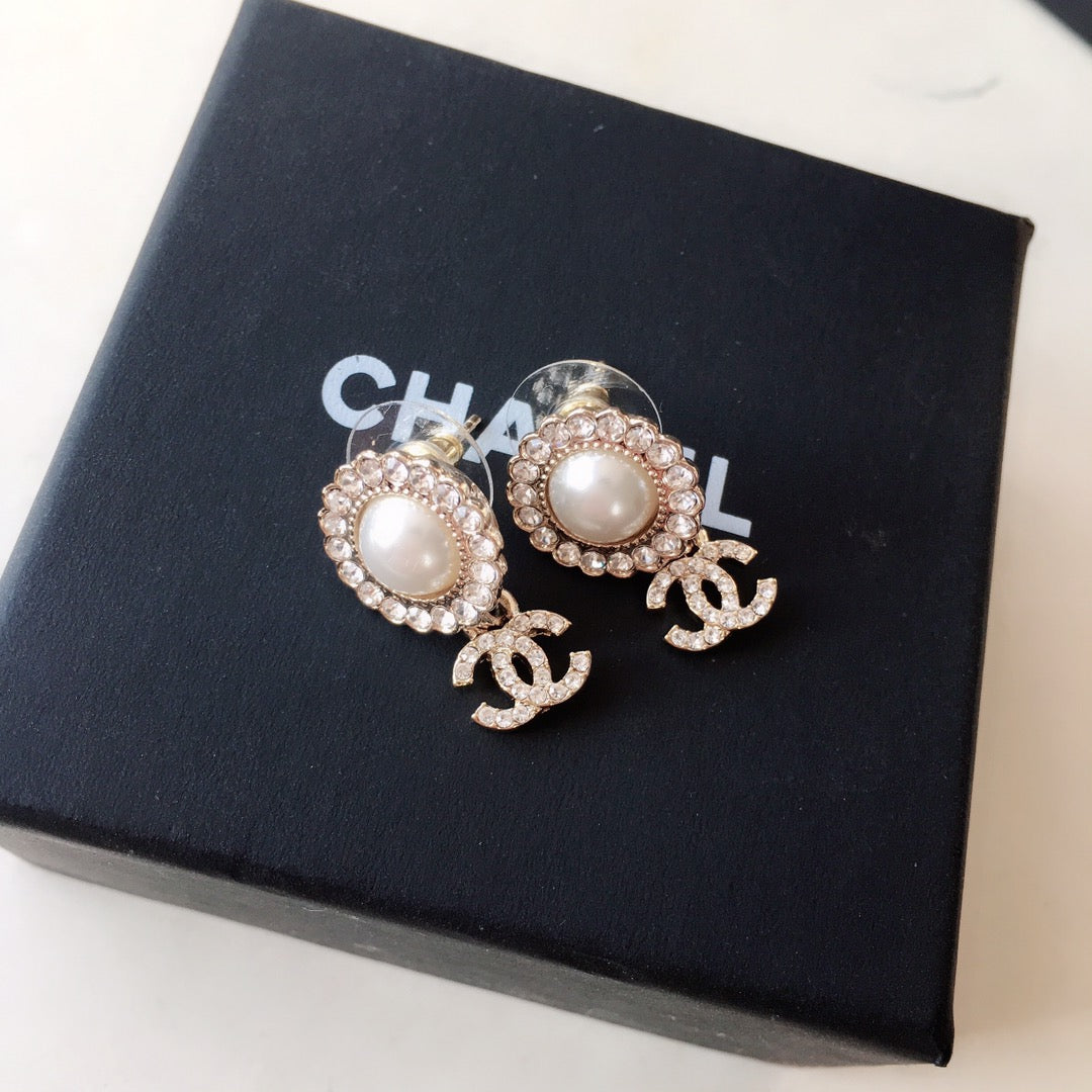 Elegant Pearl Earrings