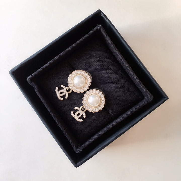 Elegant Pearl Earrings