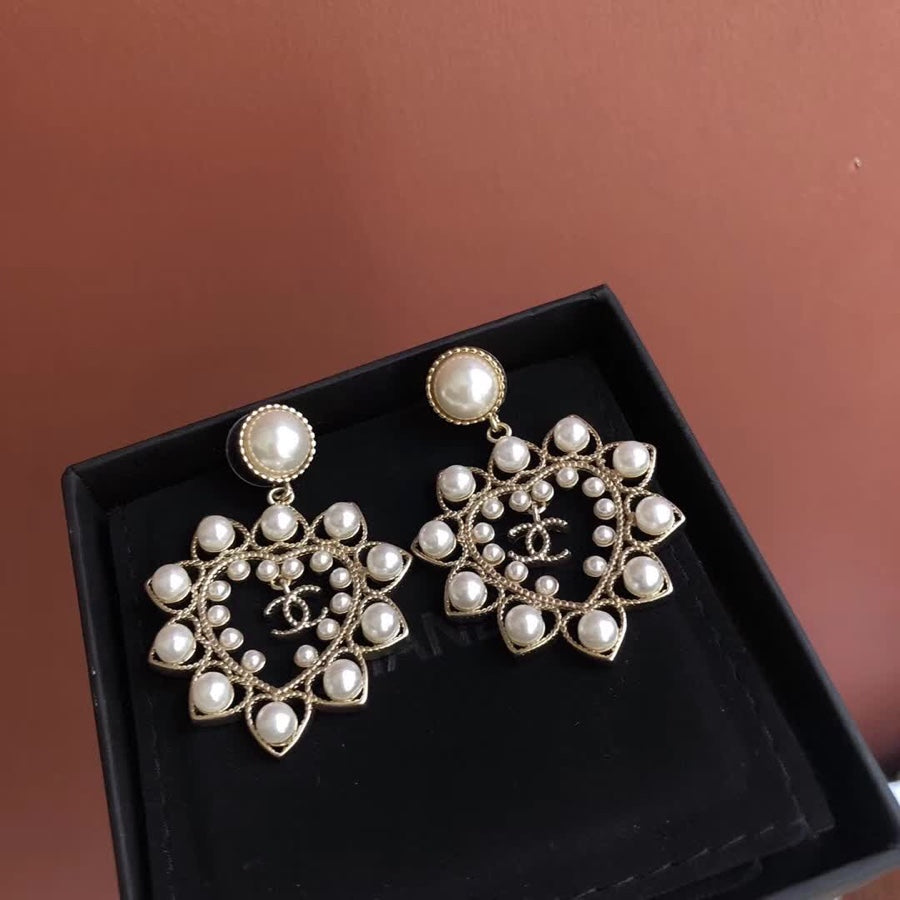 Elegant Pearl Earrings