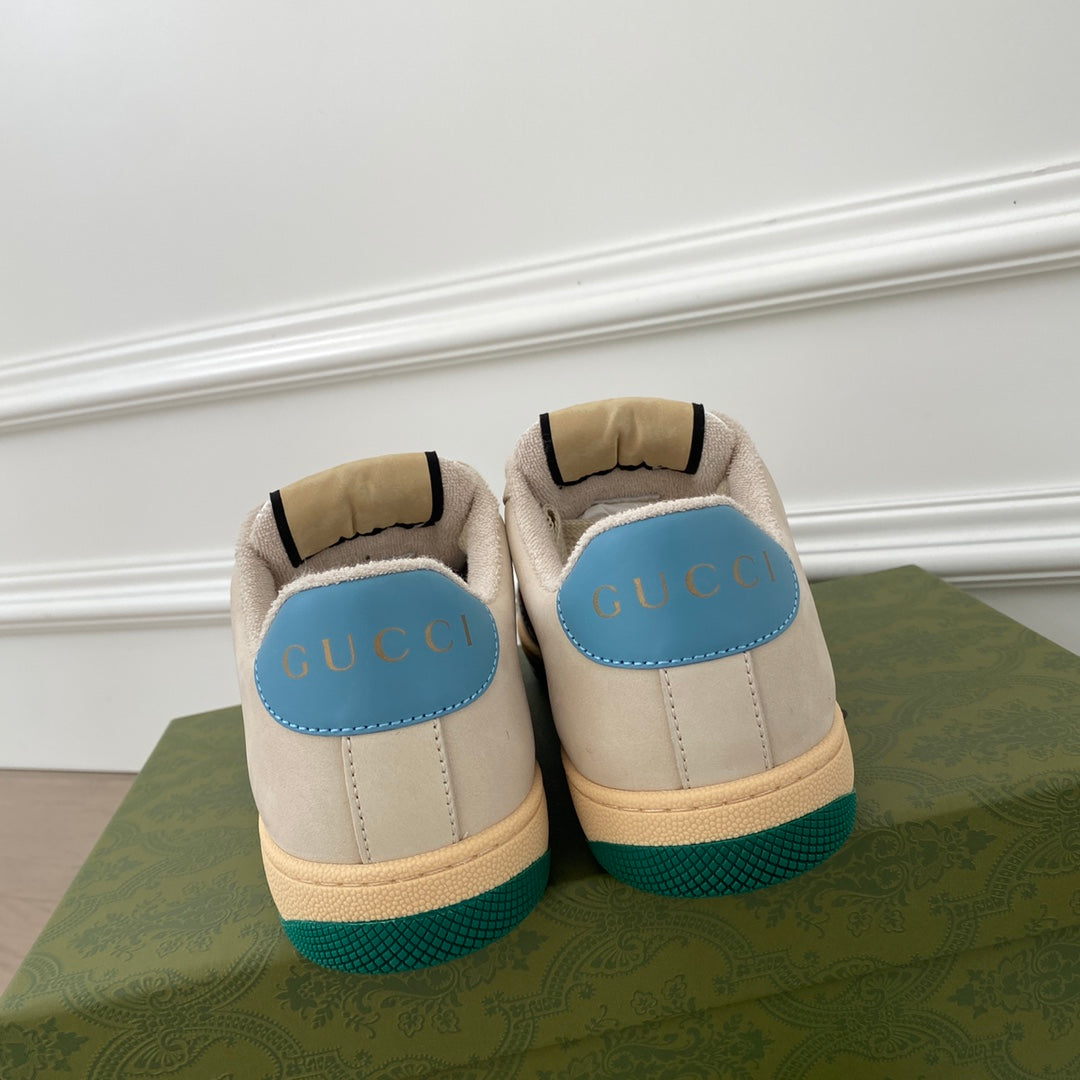 2025 Sneakers in Classic Colors