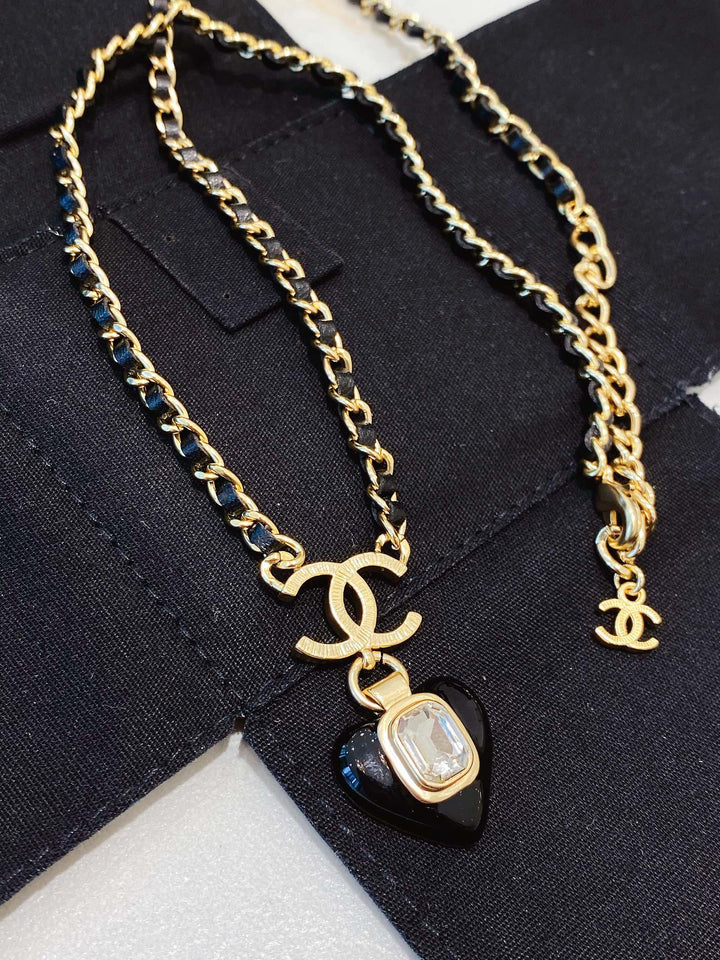 Black Heart Pendant Necklace