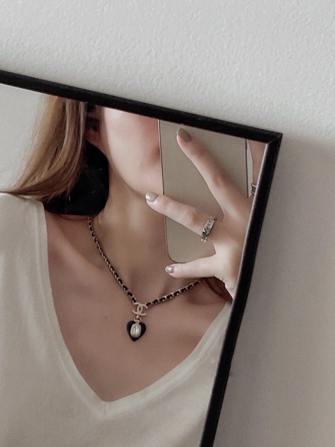 Black Heart Pendant Necklace