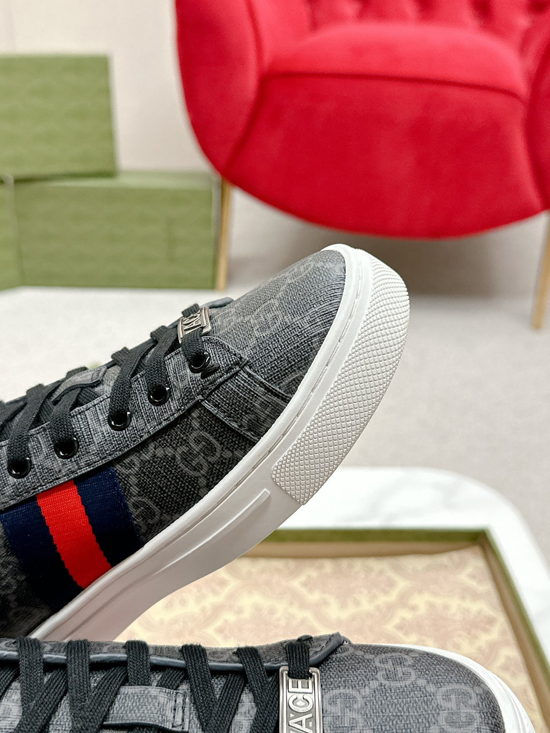 Classic Fit Floral Sneakers