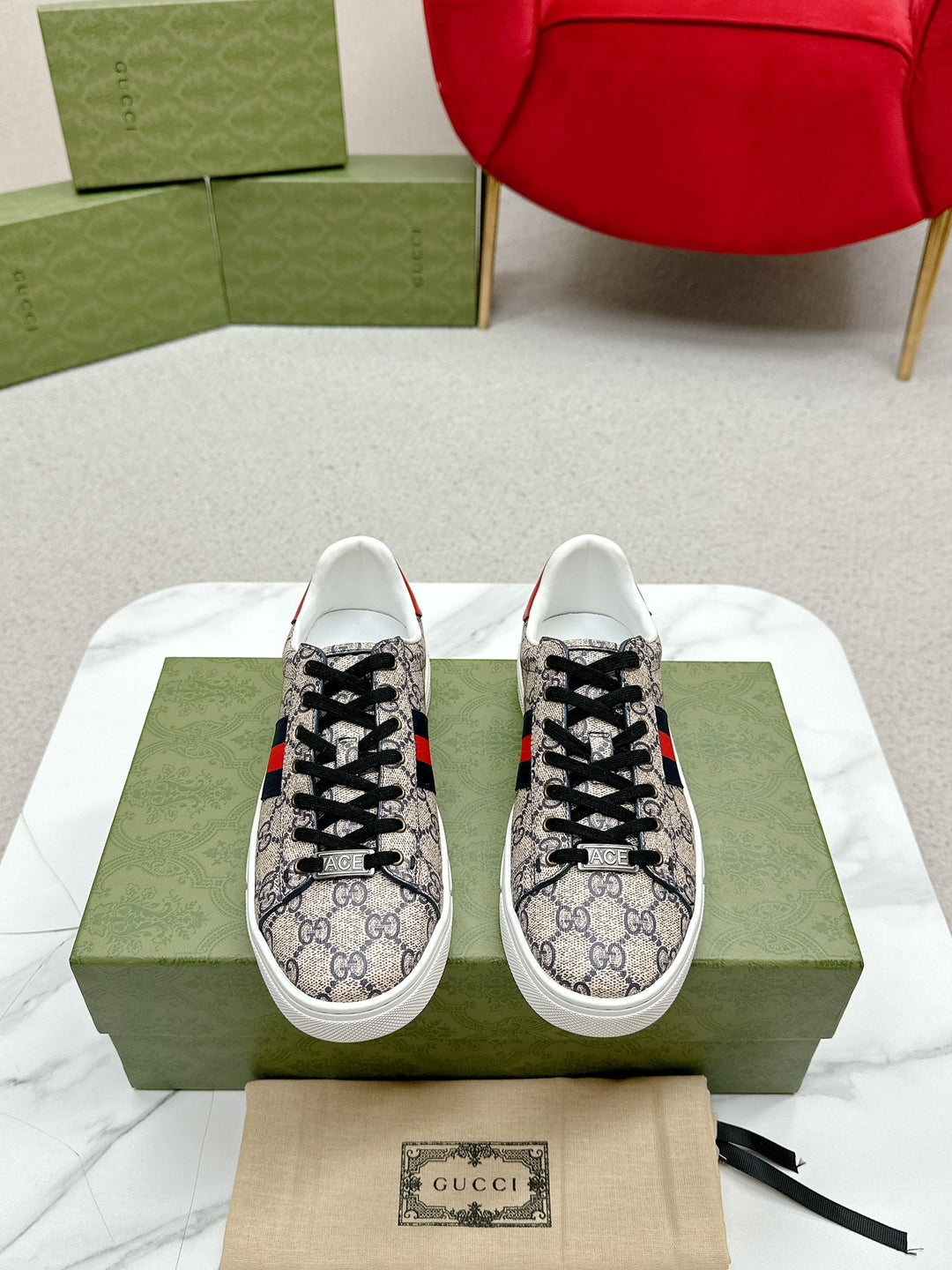 Classic Fit Floral Sneakers