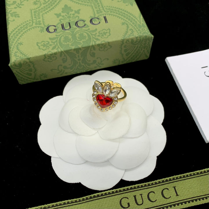 Crown Pendant Necklace