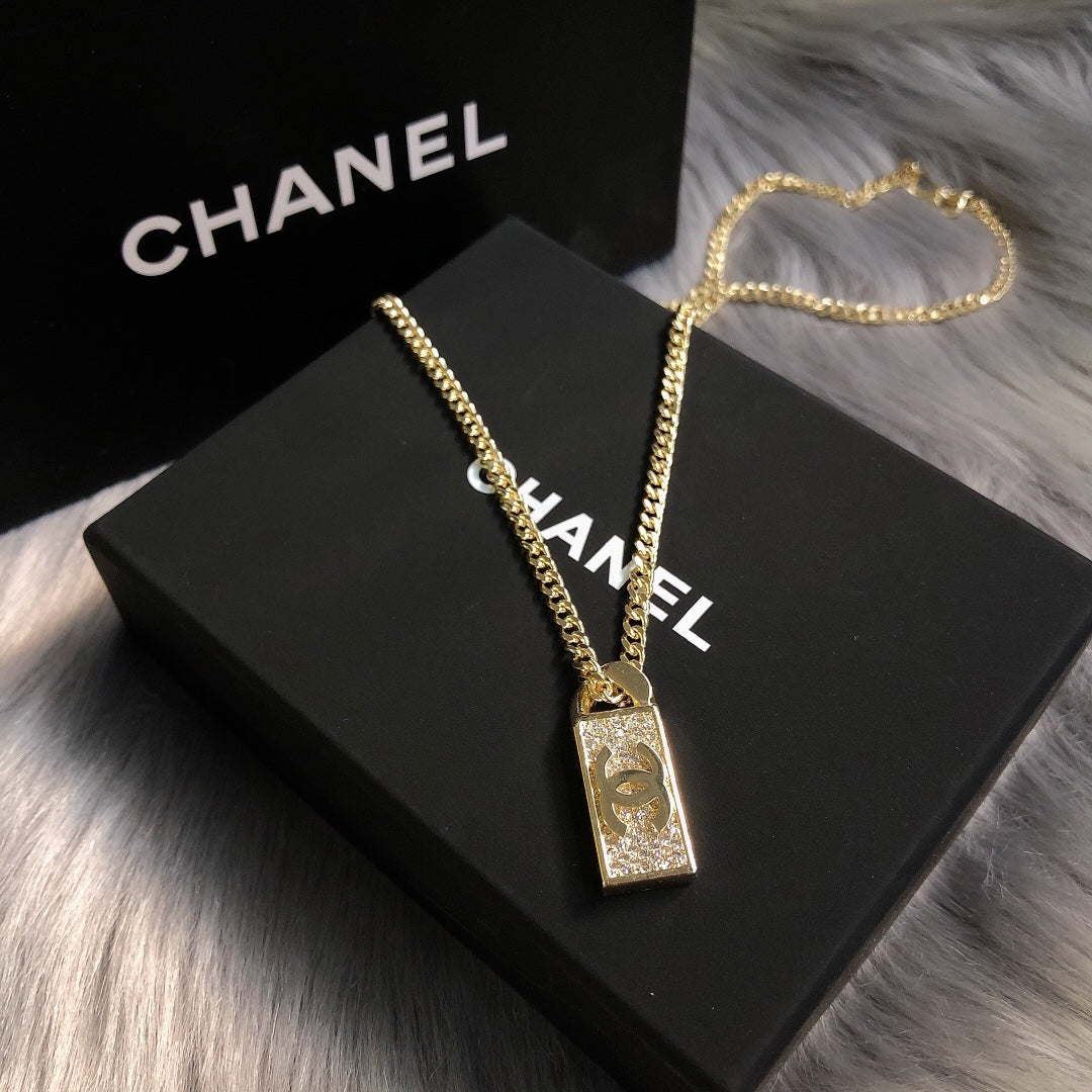 Charming Square Pendant Necklace