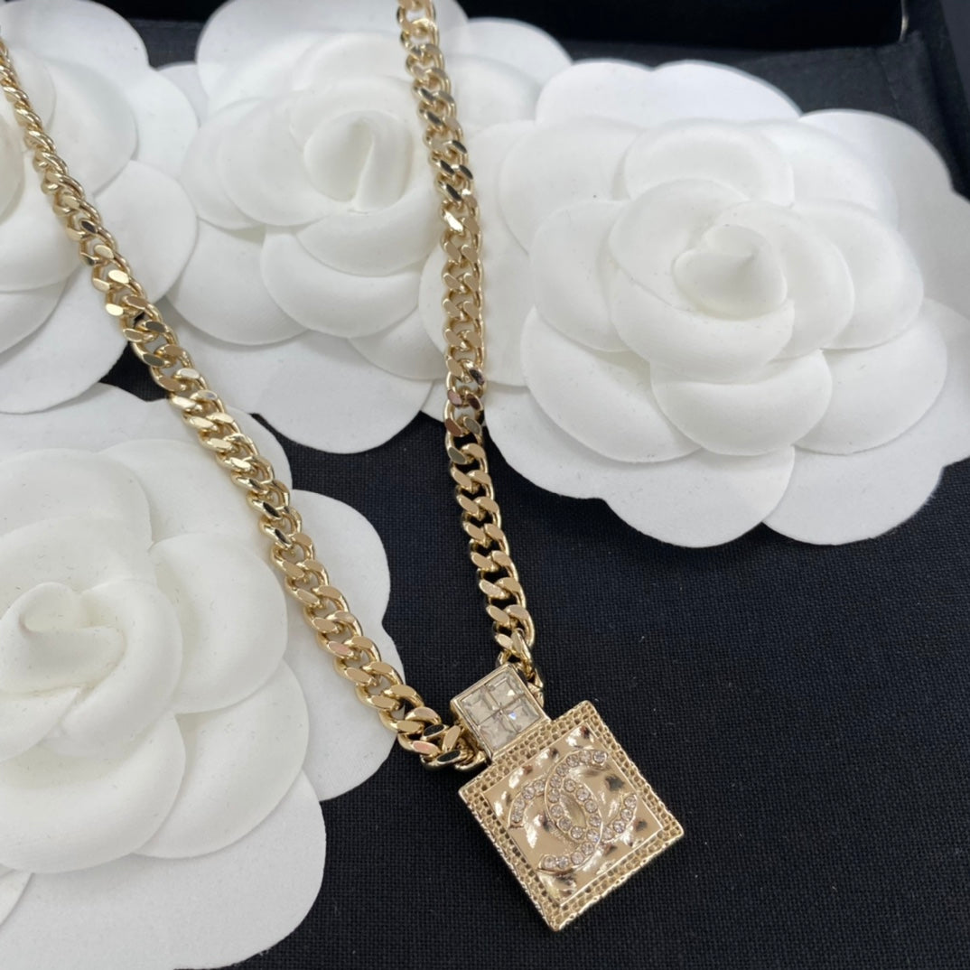 Brilliant Square Gold Jewelry