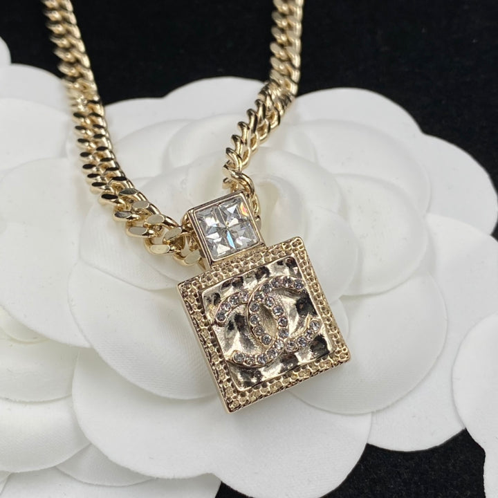 Brilliant Square Gold Jewelry