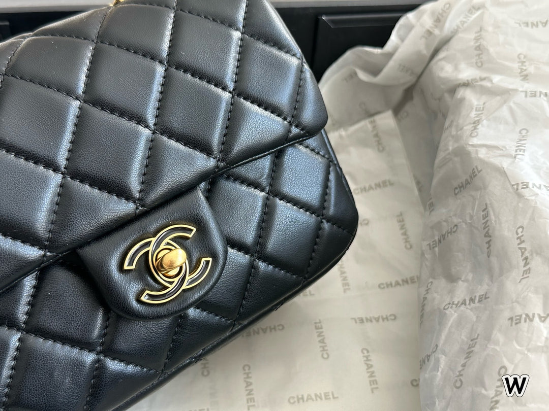4 Colors Black Chain Universal Bag