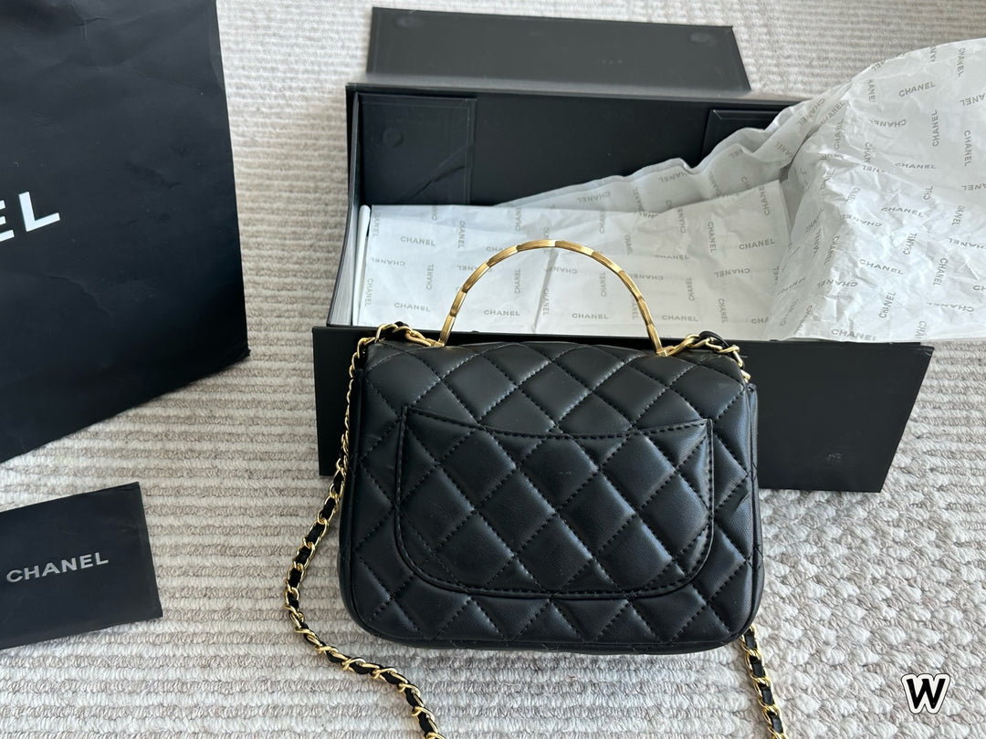 4 Colors Black Chain Universal Bag