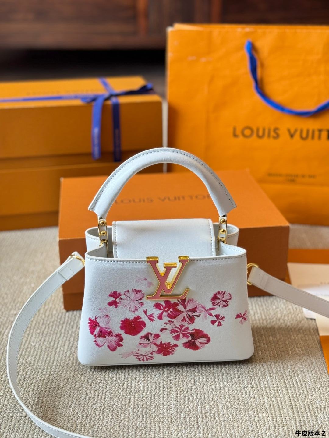 Charming White Floral Handbag