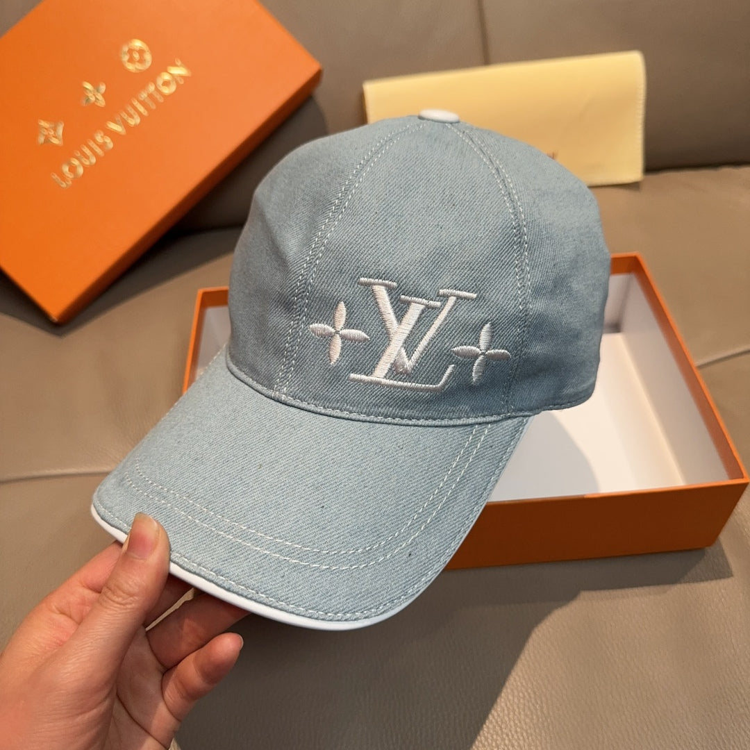Tri-color embroidered baseball cap