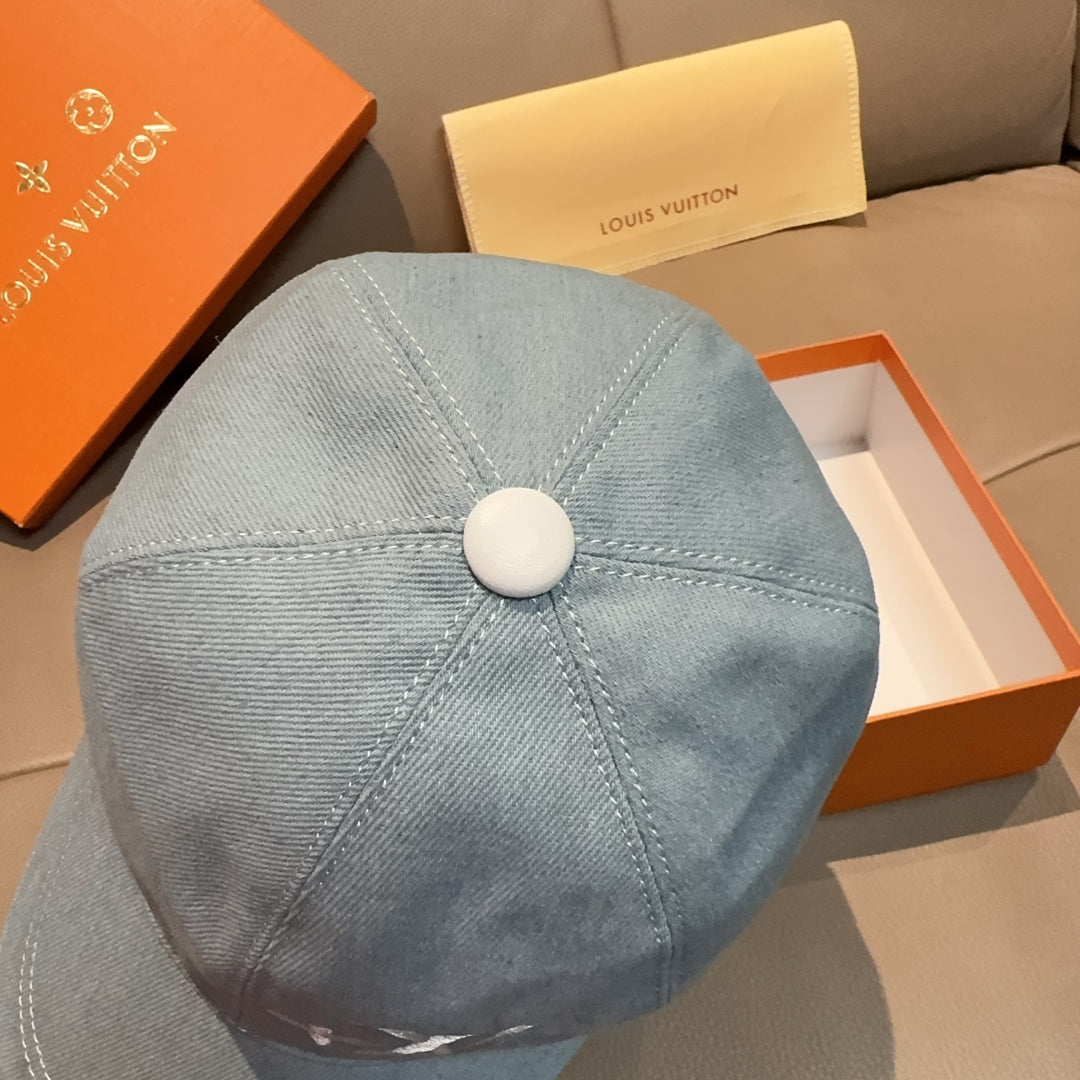 Tri-color embroidered baseball cap