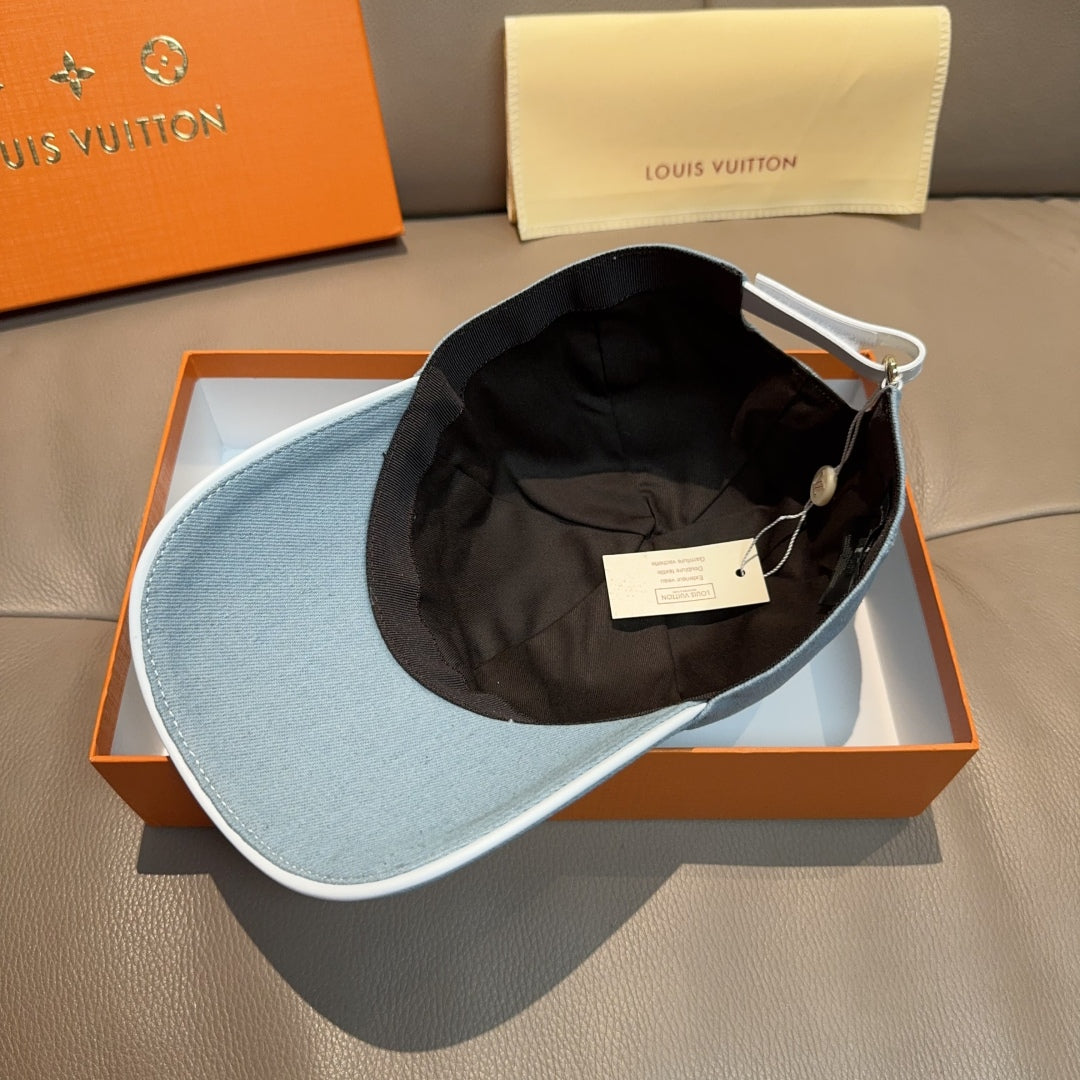 Tri-color embroidered baseball cap