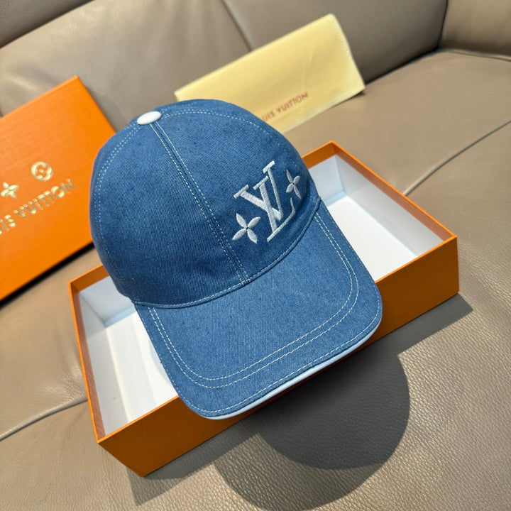 Tri-color embroidered baseball cap