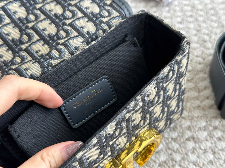 Fashion Embroidery Ladies Satchel