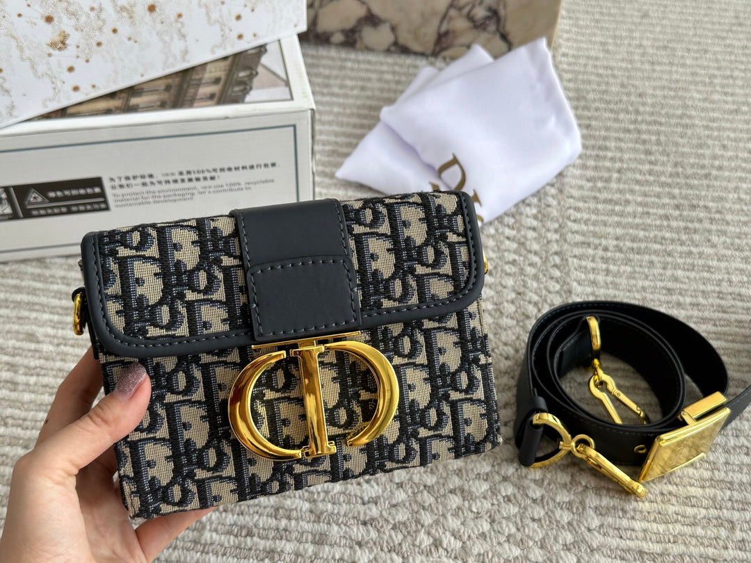 Fashion Embroidery Ladies Satchel