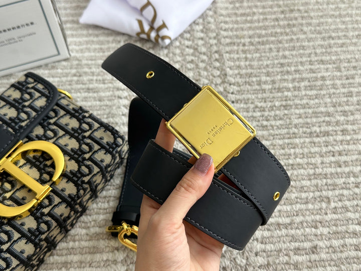 Fashion Embroidery Ladies Satchel