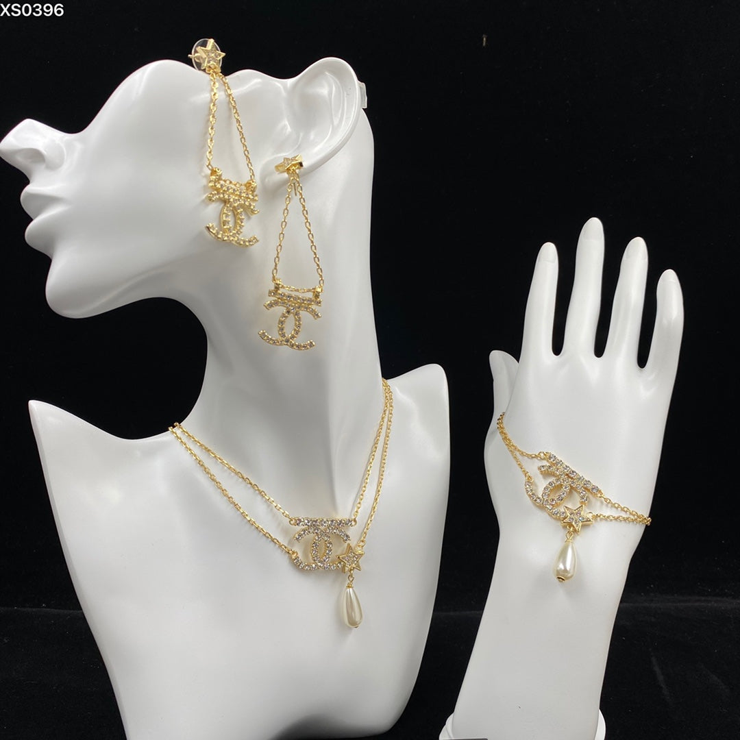 Bright Star - Gemstone Gold Necklace