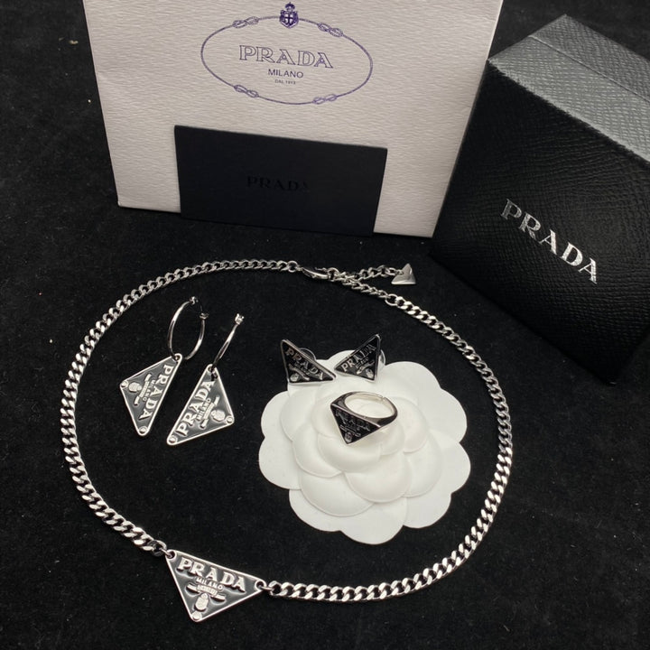cool triangle chain jewelry