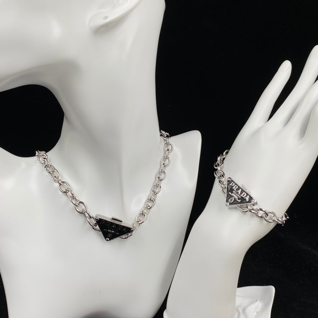 Fashion Circle Patchwork Necklace