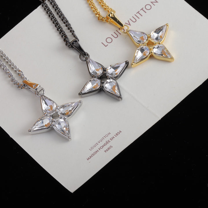 Clover Rhinestone Pendant Necklace