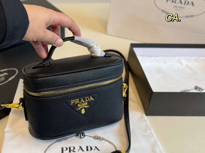 3 Color Eternal Mini Cosmetic Bag