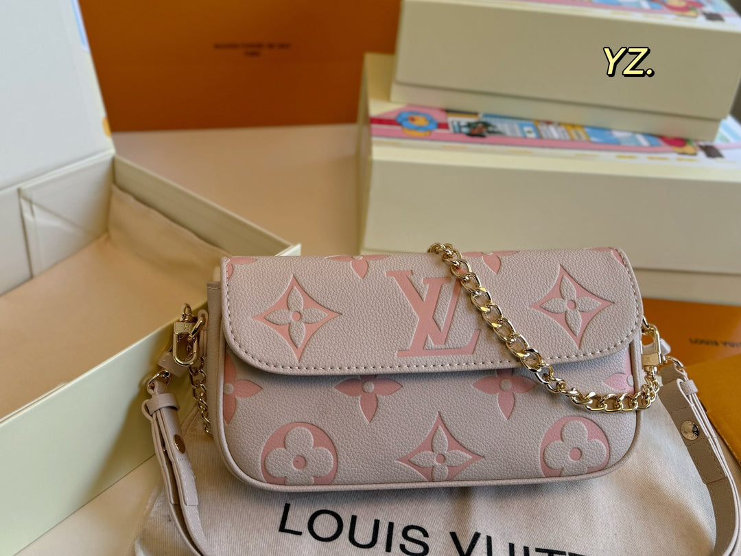 4 Colors Embossed Flap Underarm Bag