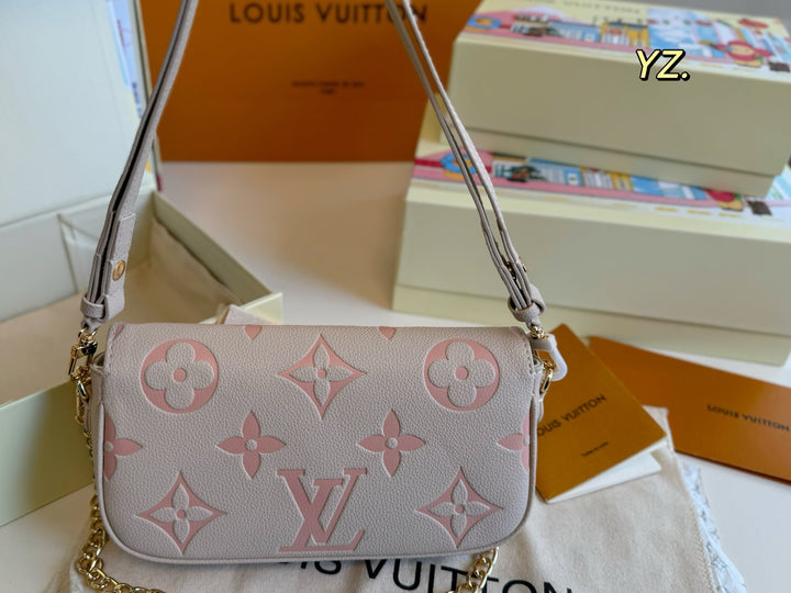 4 Colors Embossed Flap Underarm Bag