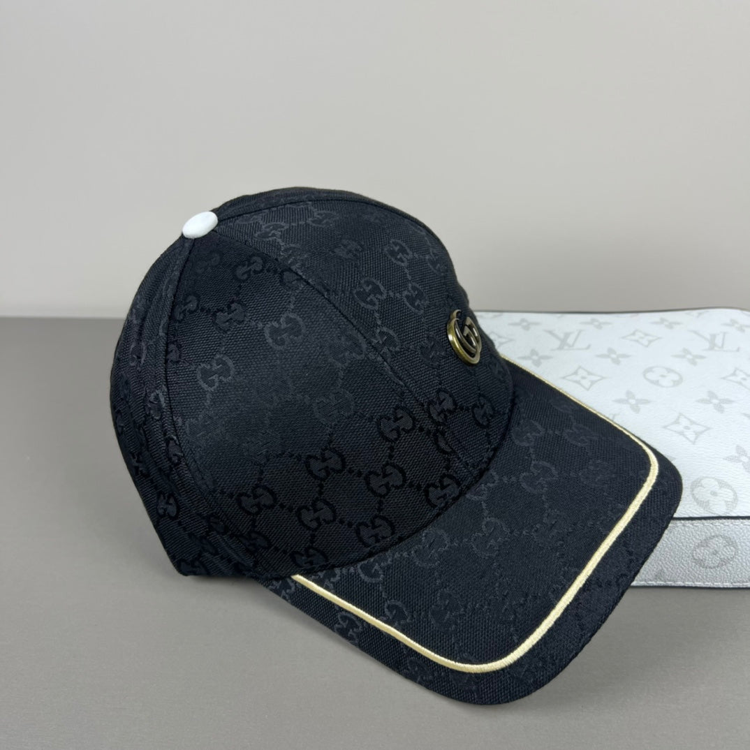 Embroidered hats in two colors