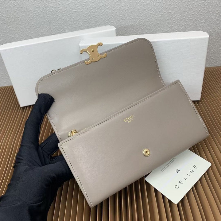 Quarterly Rising Star - Four Color Wallet