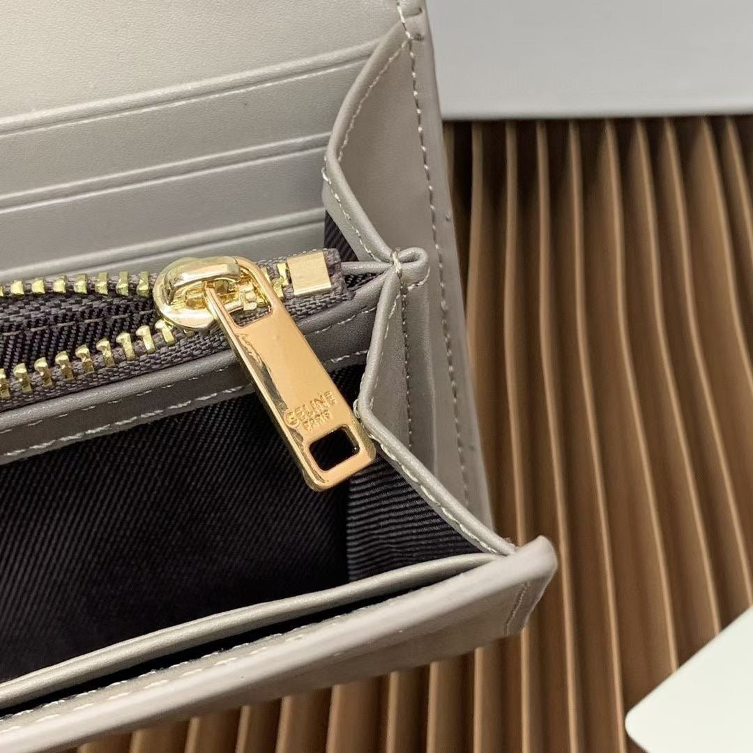 Quarterly Rising Star - Four Color Wallet