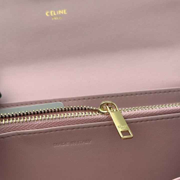 Quarterly Rising Star - Four Color Wallet
