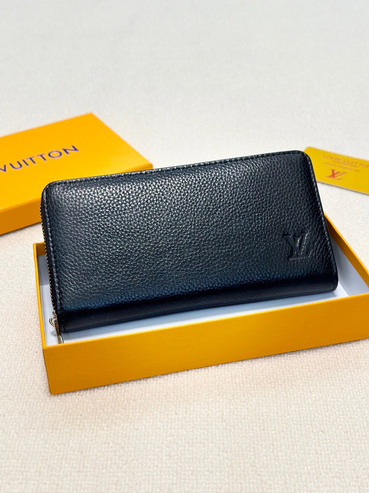 Classic Black Zipper Wallet