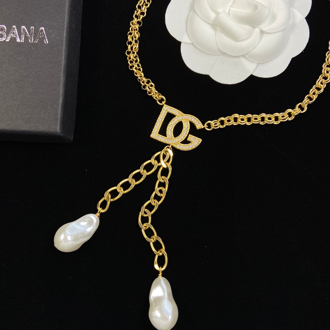 Gold Chain Pearl Necklace