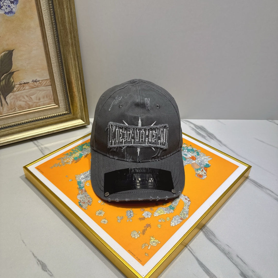 Avant-garde Embroidery Pattern Hat