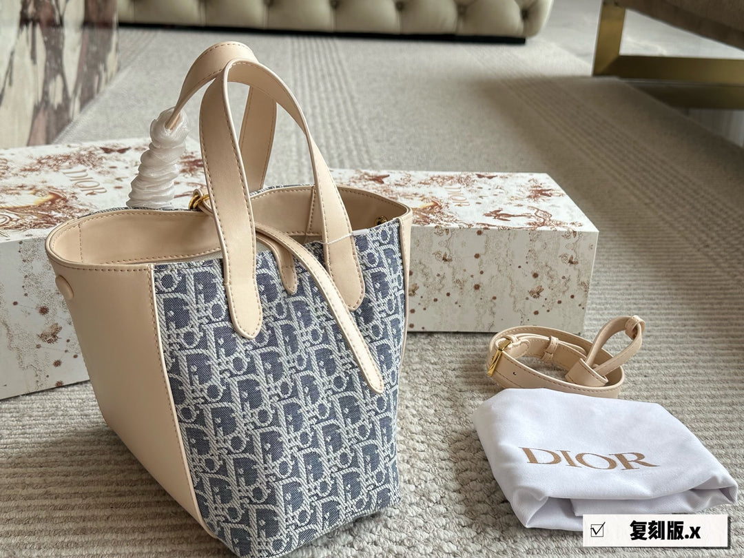 2 Color Textured Bucket Bag