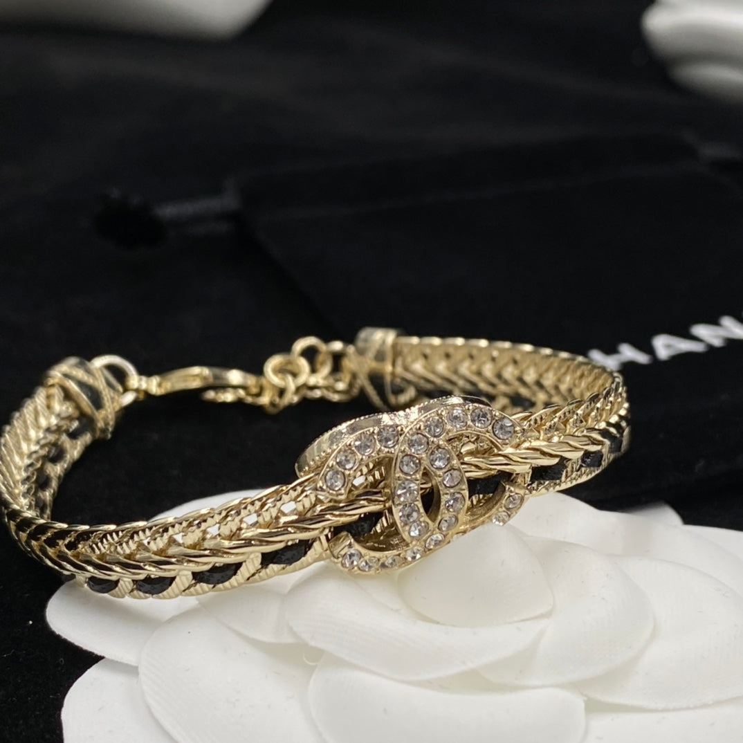 Charming Chain Bracelet