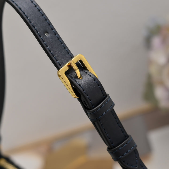 🔥Hot Sale-Mini Shoulder Crescent Bag