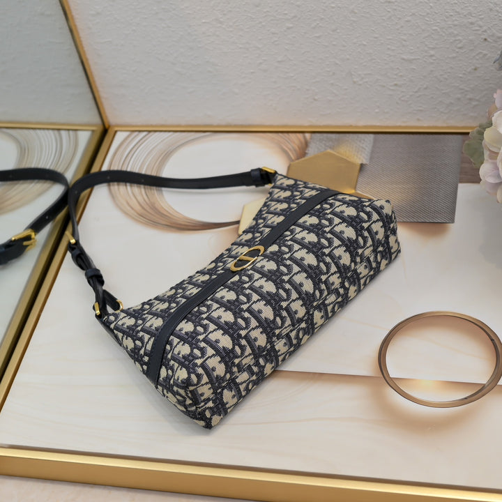 🔥Hot Sale-Mini Shoulder Crescent Bag