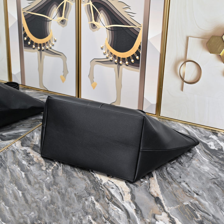 Minimalist YV Tote Bag
