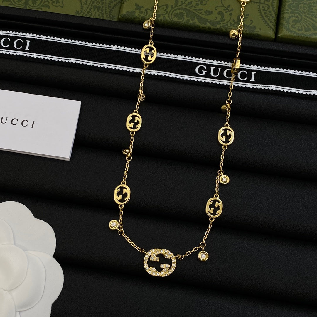 shiny gold jewelry necklace