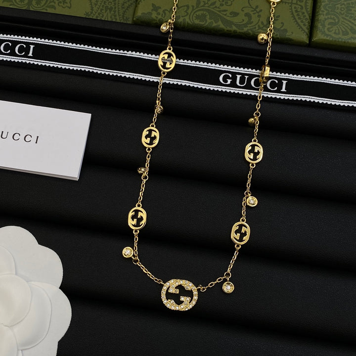 shiny gold jewelry necklace