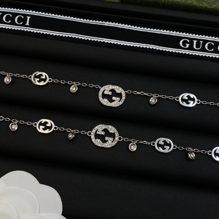 Classic Silver Jewelry Necklace