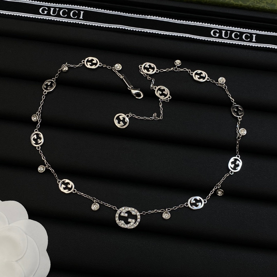 Classic Silver Jewelry Necklace